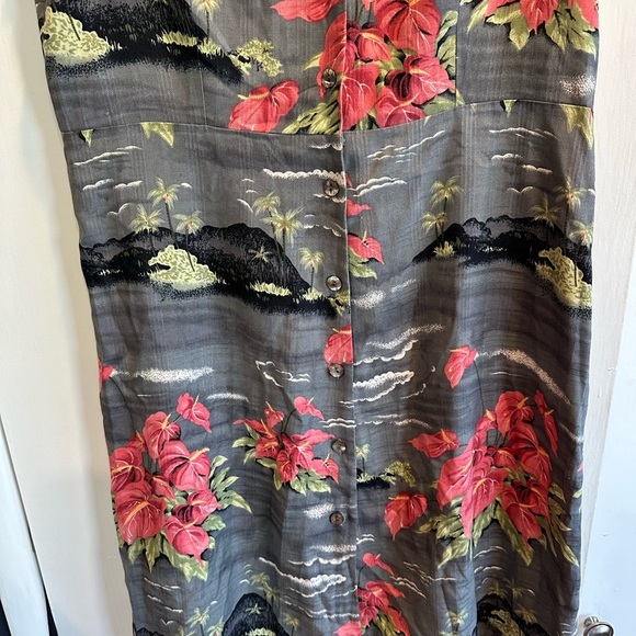 Tommy Bahama Gray and Red Floral Midi Dress - Picture 8 of 9